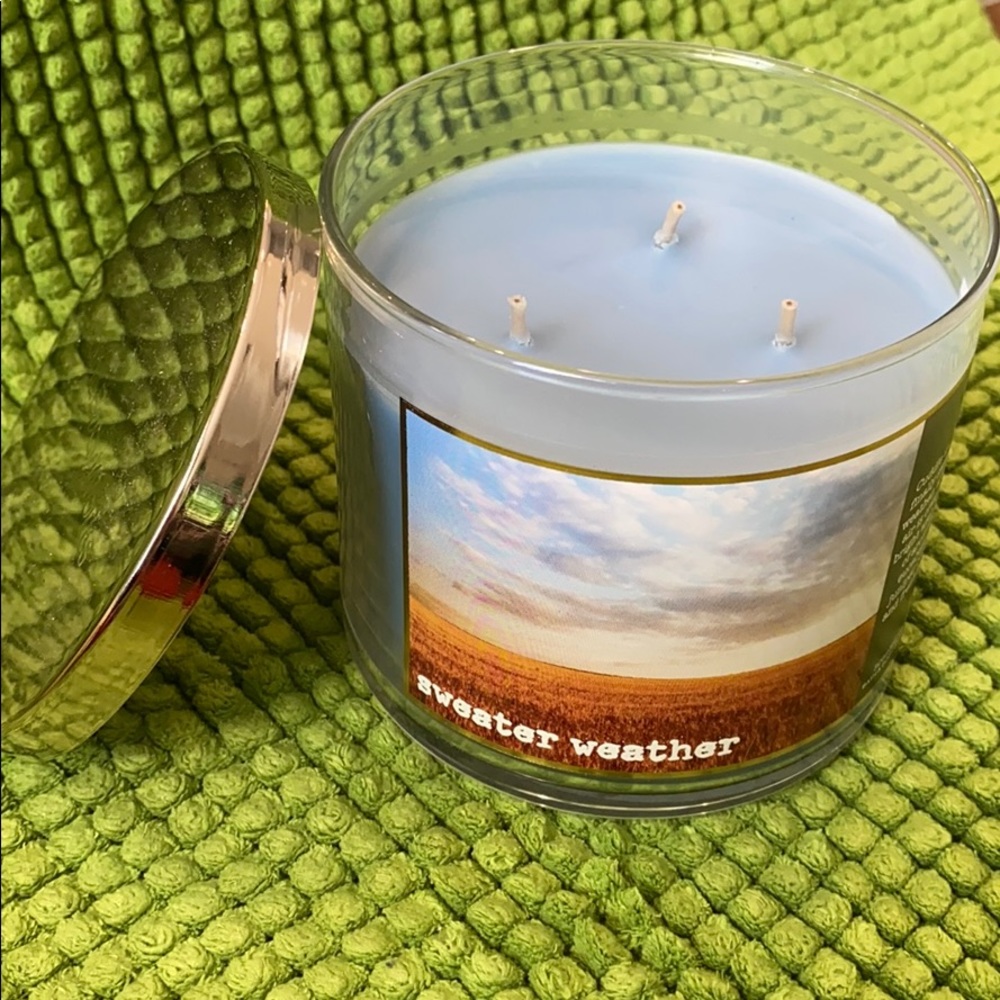 Bath & Body Works candle